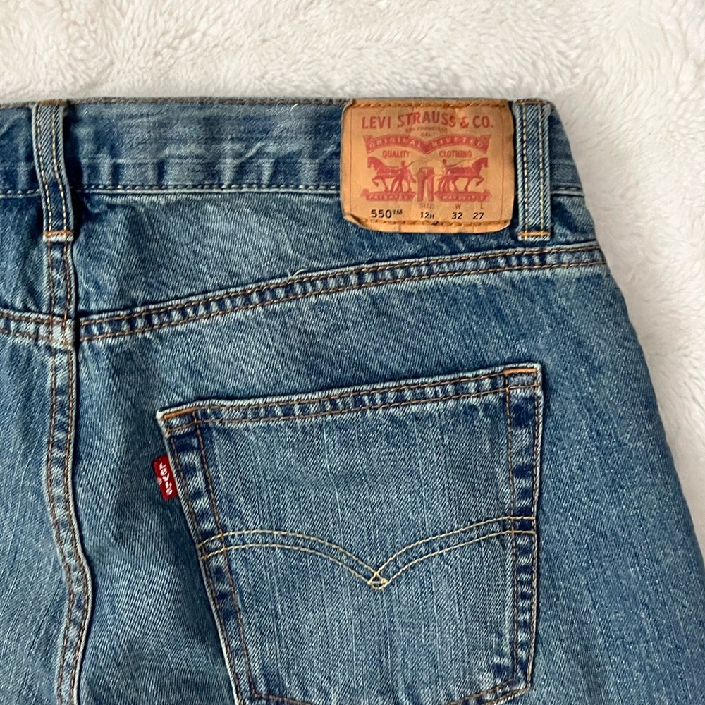 Boys 550 Levis Husky size 12-32/27